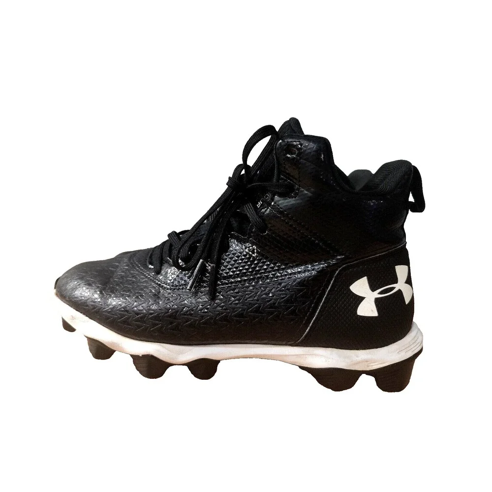 Under Armour Hammer Mid Jr RM‎ Football Cleats Size 6Y Black White 3021202-001